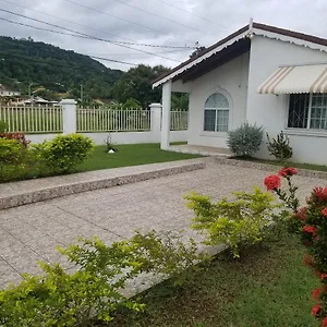 Holiday home Private And Cozy, Montego Bay